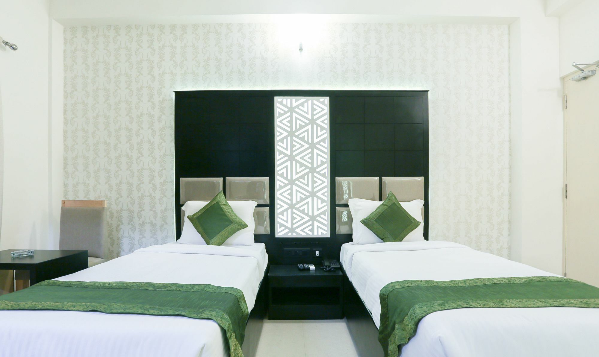 Treebo Emirates Residency Hotel Chennai Luaran gambar