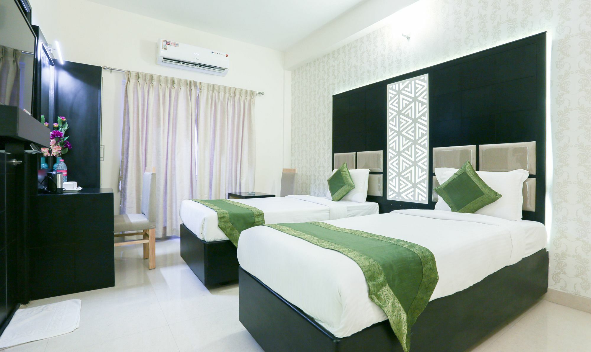 Treebo Emirates Residency Hotel Chennai Luaran gambar